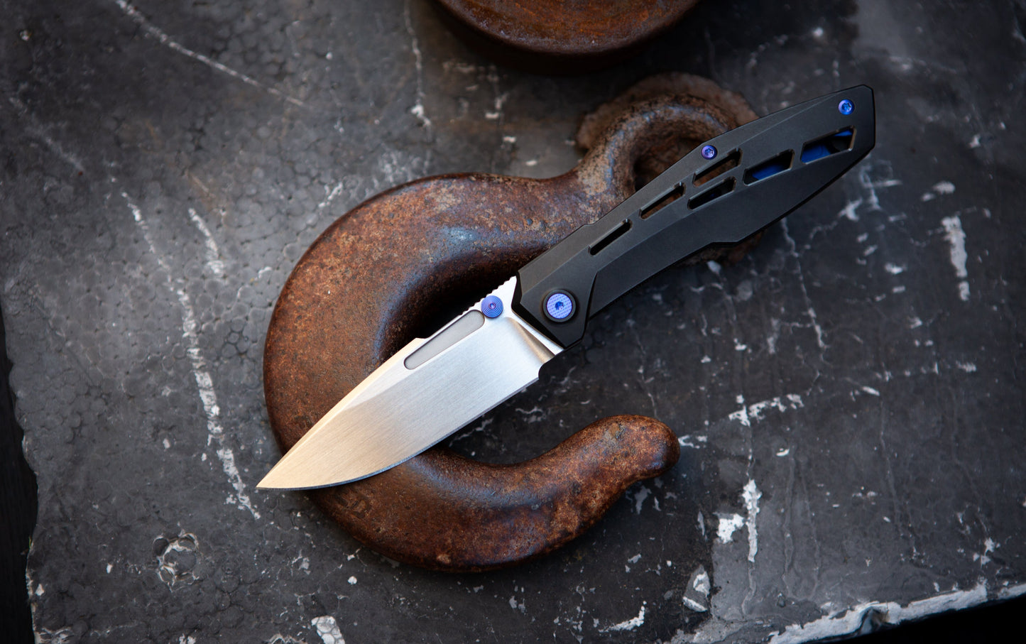 Raiden R2: Aero - Blurple/ Hand Rubbed