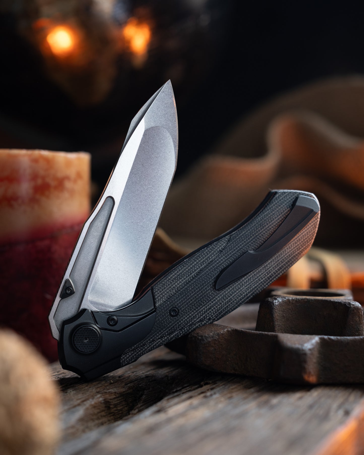 Vandal - Black Micarta